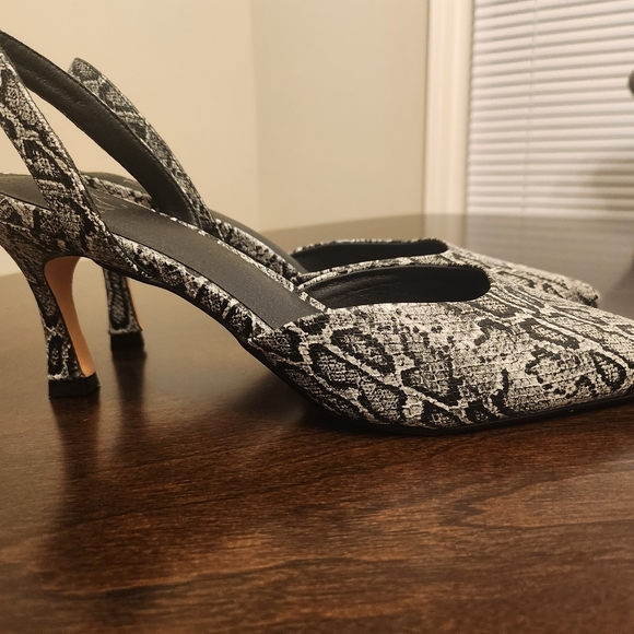 NYC  Shoes - Picture 4 of 4